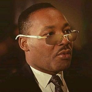 Meet your Posher, Mario